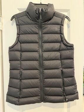 The North Face Women's Black Packable Down Vest